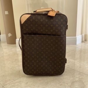 Authentic Vintage LV roller (55cm)